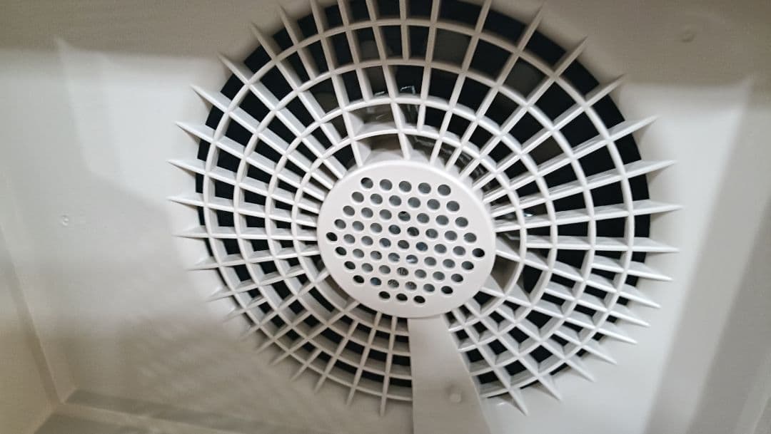 【新品♪】ブルーノ コンパクトフロア空気清浄機 BOE081 BRUNO