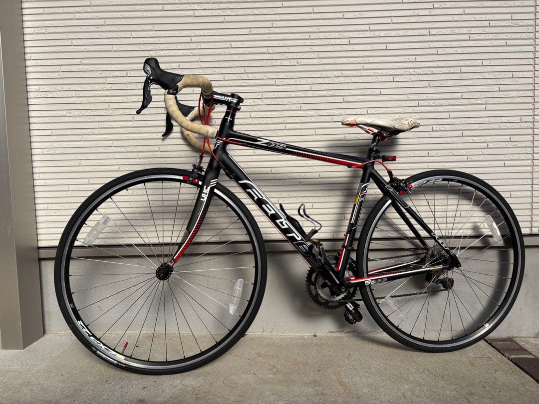 N*3様 Felt Z85 ロードバイク 700C×25C 540mm 競技用自