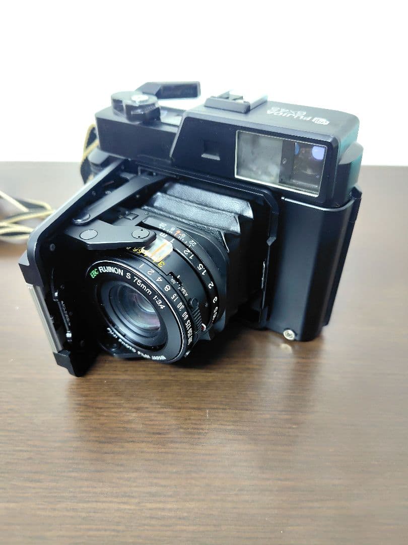 FUJICA GS645 Professional 中判カメラ