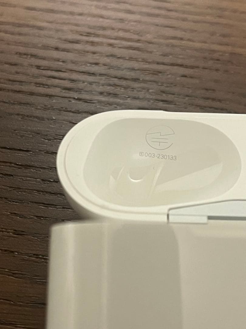 MacBook Air M2、AirPods Pro 2、trackpad