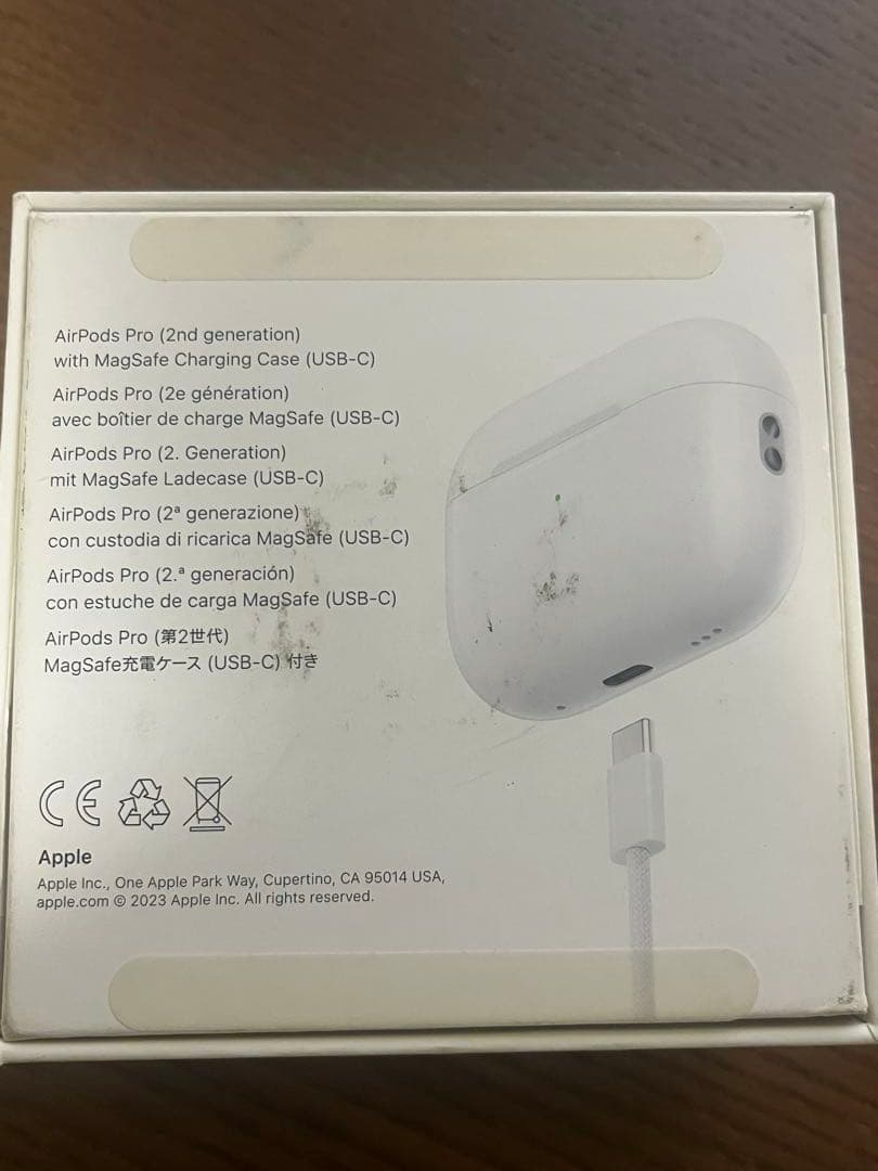 MacBook Air M2、AirPods Pro 2、trackpad