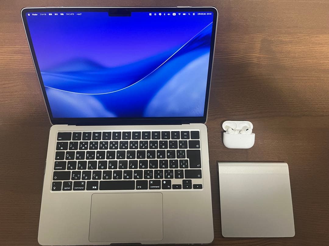 MacBook Air M2、AirPods Pro 2、trackpad