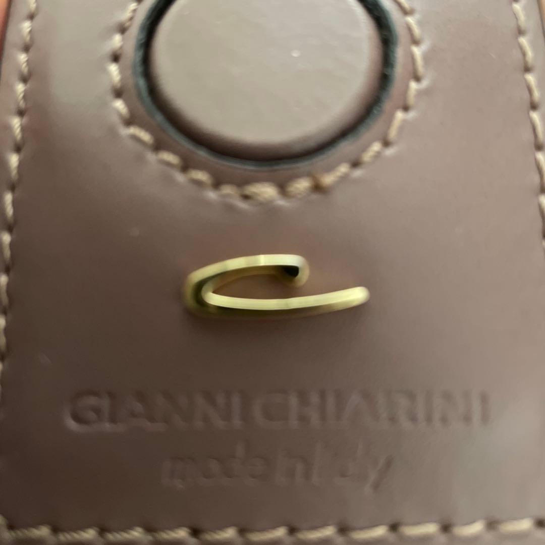 GIANNI CHIARINI ポーチ付きバッグ