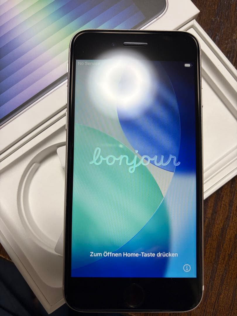 ジャンク iPhone SE (第3世代) 64GB バッテリー84%