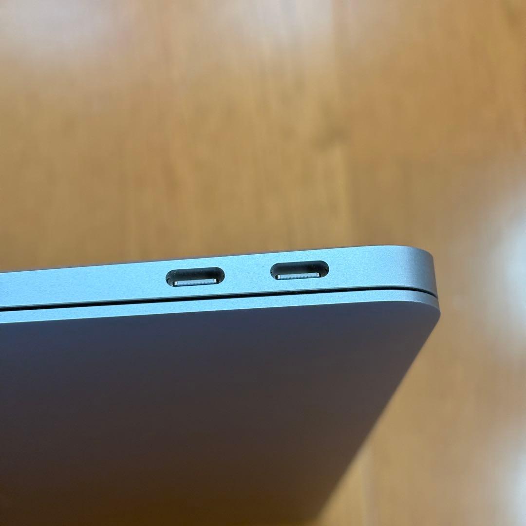 【バッテリー良好・充放電51回】 MacBook Air (M1, 2020)