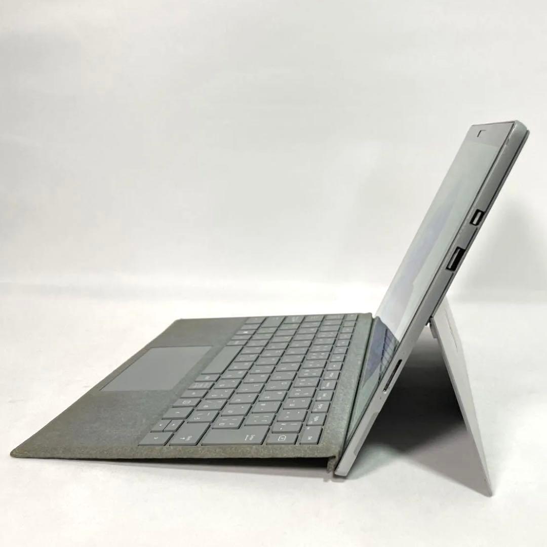 Microsoft Surface Pro5 SSD256GB 12インチPC