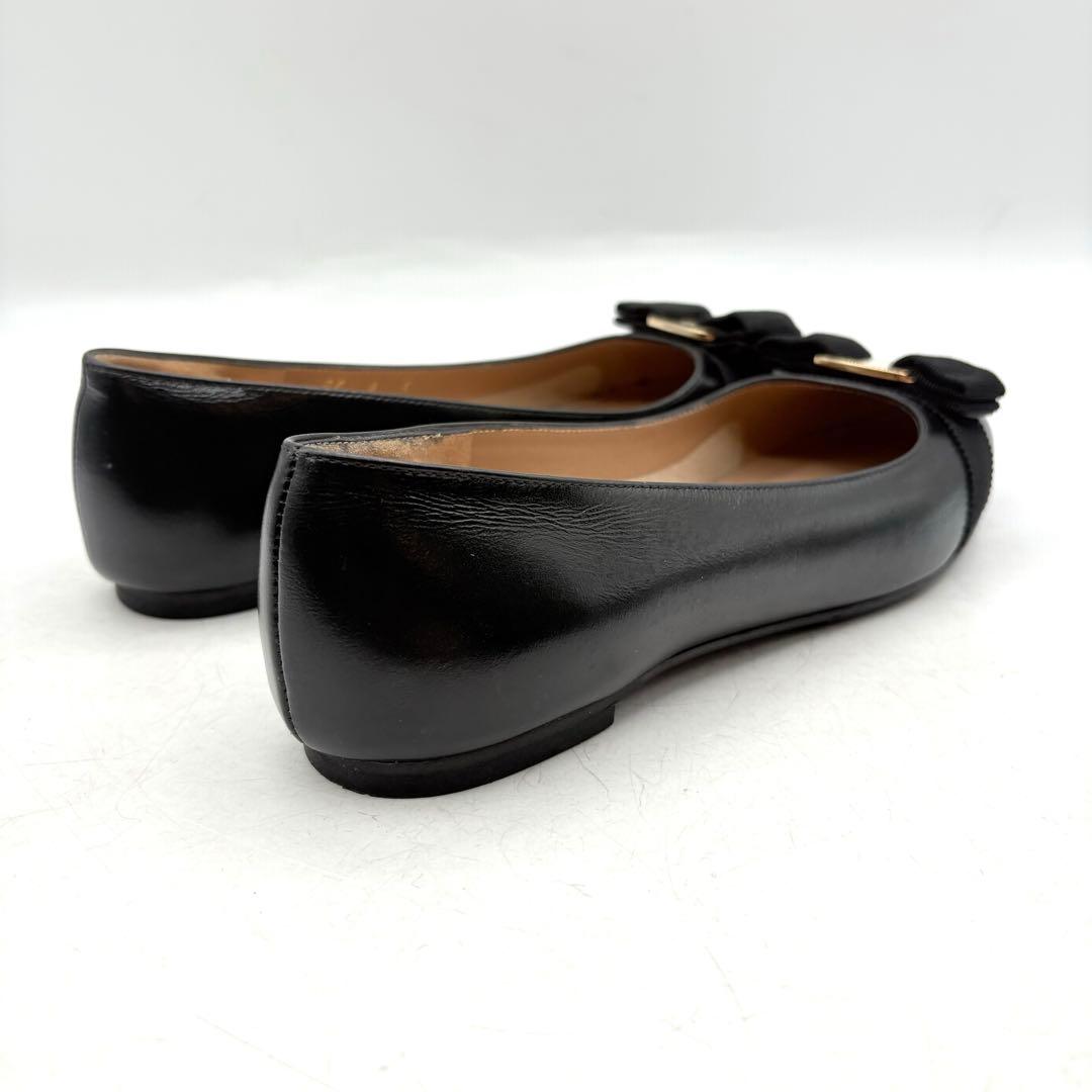 極美品✨サルヴァトーレフェラガモ ヴァラリボン 黒 フラットパンプス レザー
