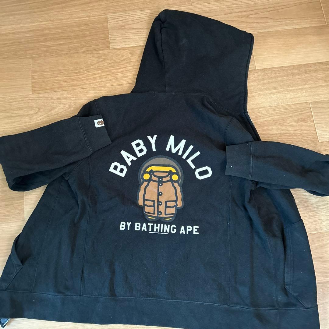 A BATHING APE ブラックパーカー 値下げ⭕️