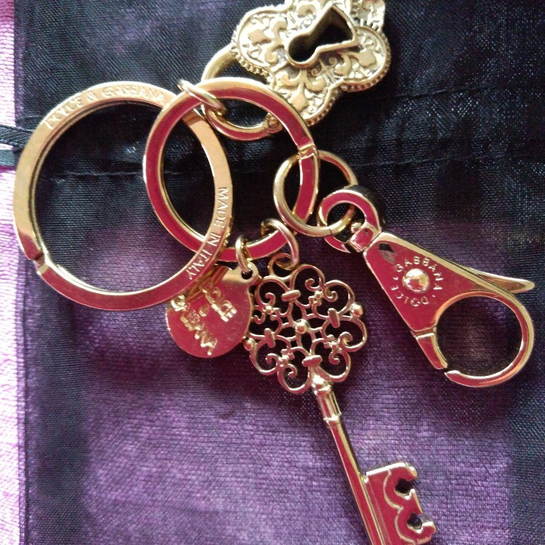 ◆Dolce & Gabbana キーホルダー ゴールド