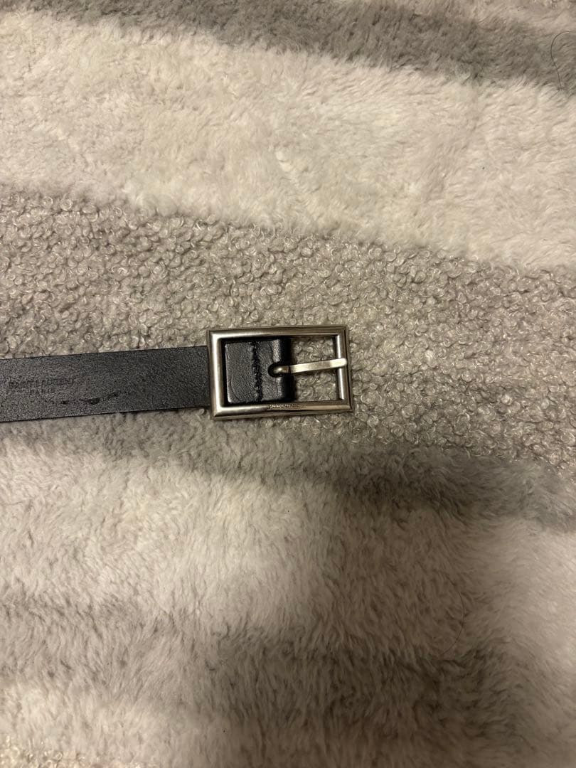 Saint Laurent ロゴエングレーブ レザーベルト