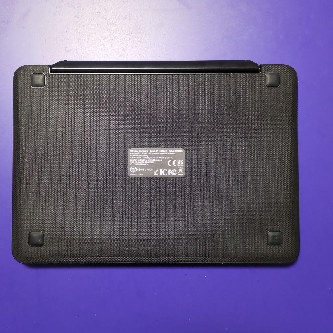 Fire HD 10 Plus キーボード付き