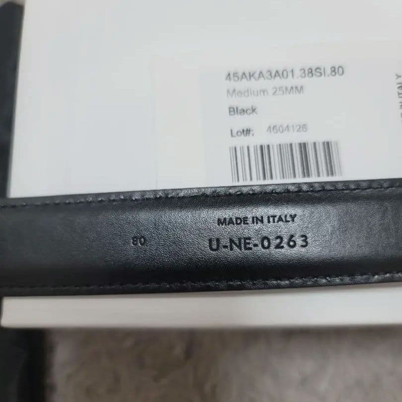 【美品】CELINE トリオンフ ベルト ミディアム スムースレザー ブラック