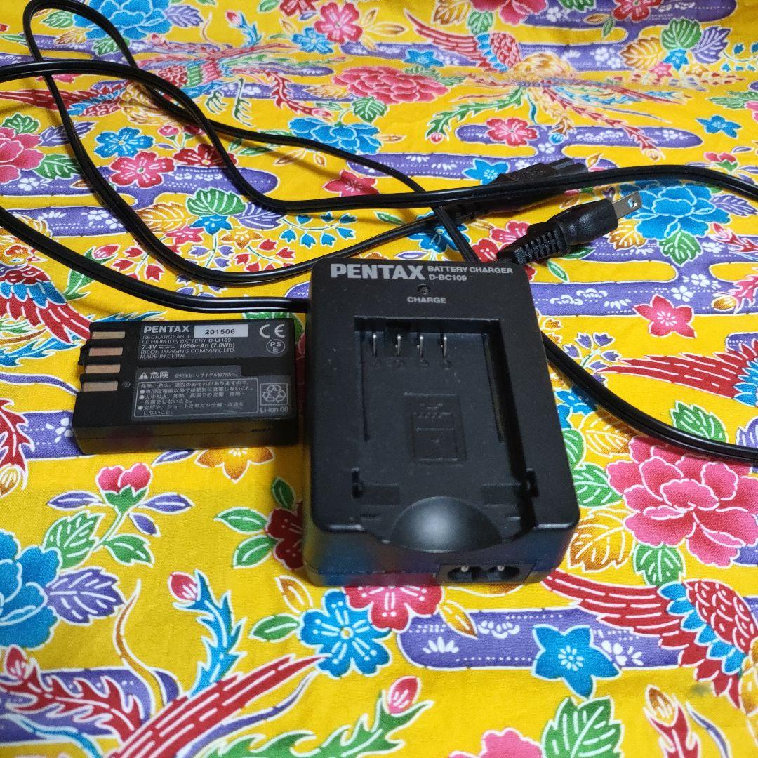 PENTAX k-70 カメラ本体・18−135mmと５０mmレンズのセット