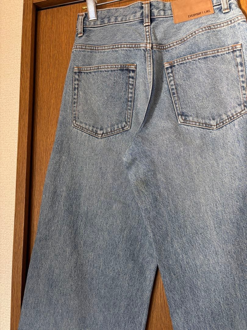 ドゥーズィエムクラス　loose jeans plage アパルトモン