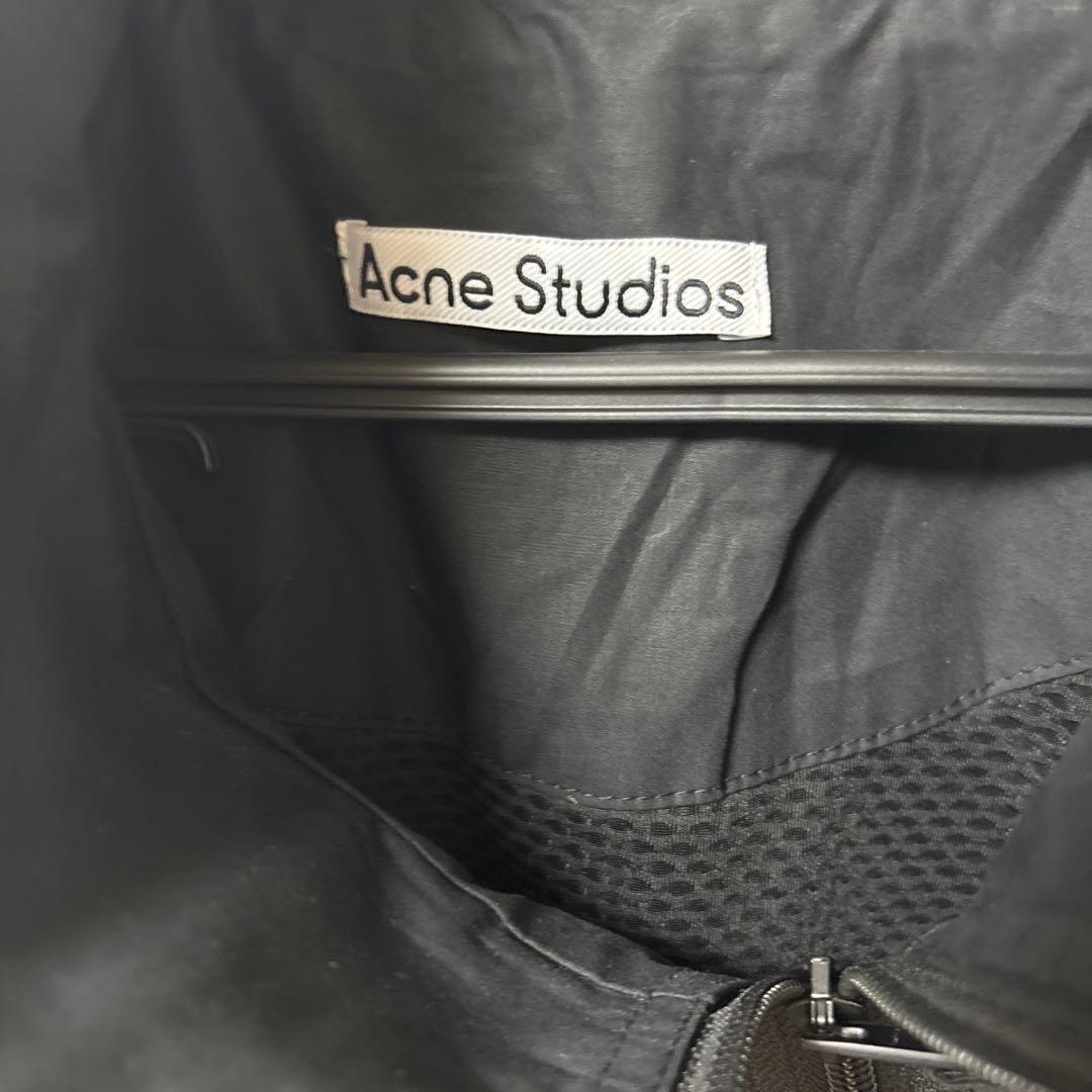 アクネストゥディオズ　ナイロンアウター