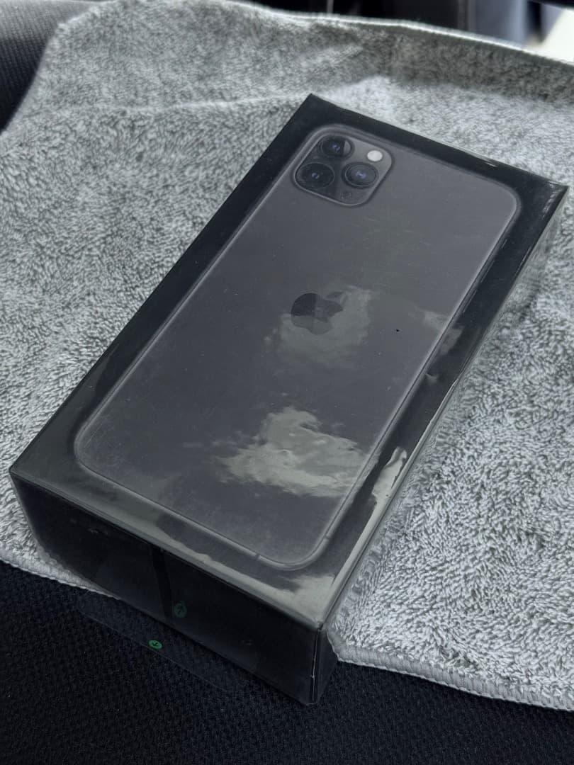 Apple iPhone 11 Pro Max 512GB シャッター音なし