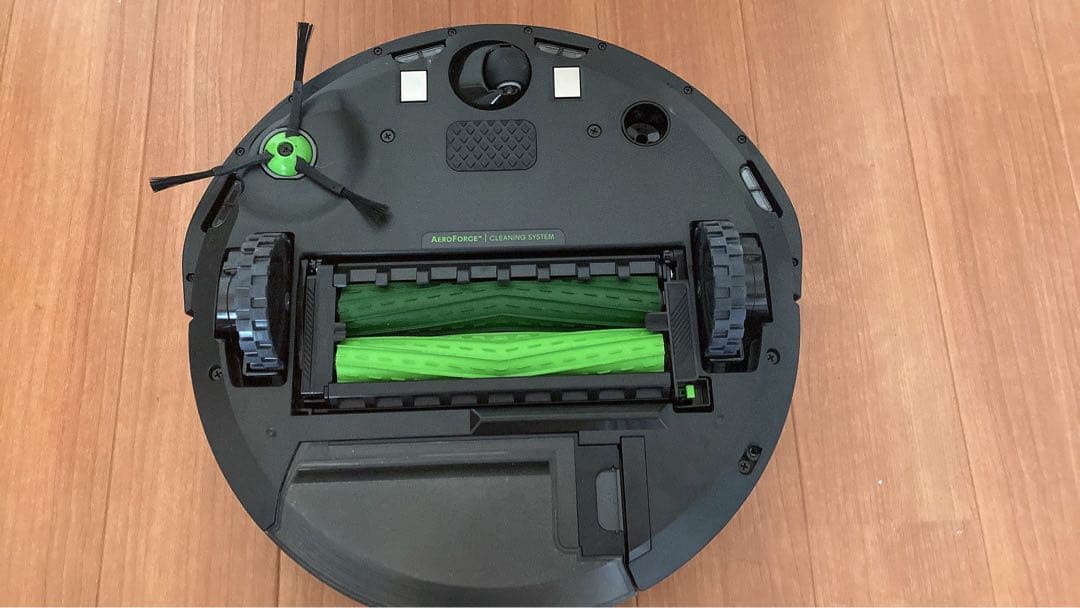 iRobot Roomba i5 本体と付属品