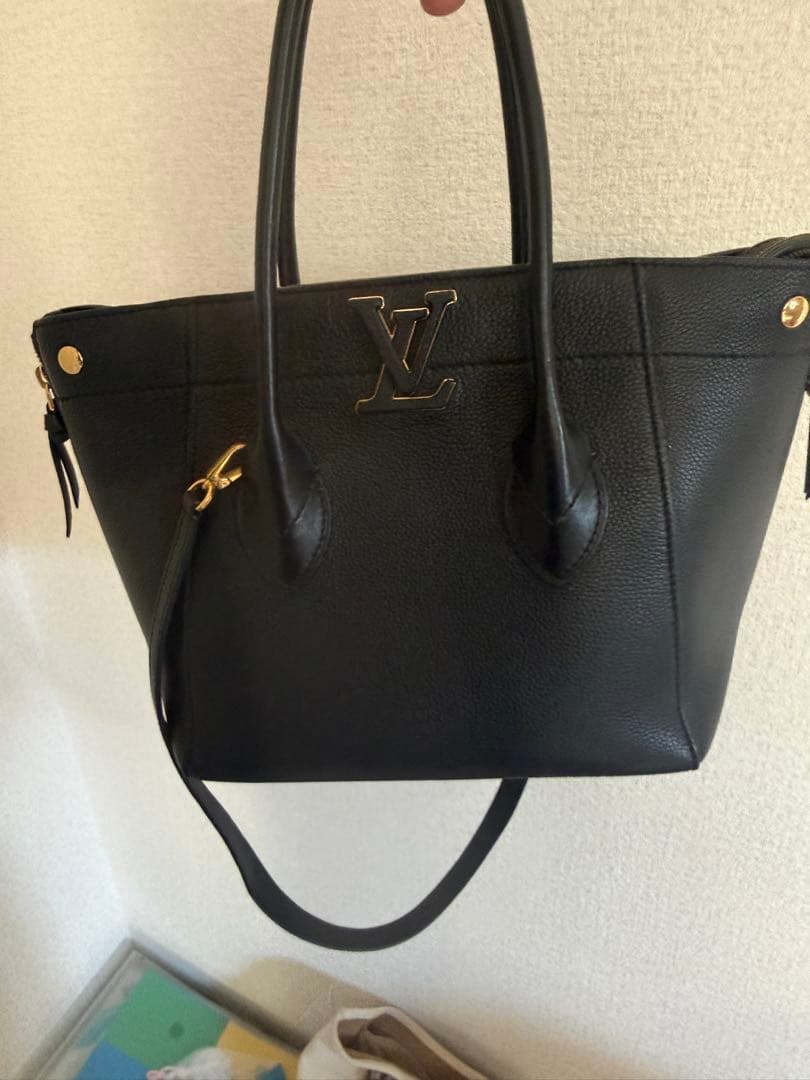 ぽよぽん貴重ルイヴィトンフリーダムトリヨン2way