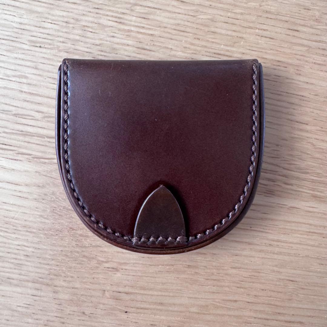 土屋鞄　馬蹄型ケース　コードバン　濃赤茶色