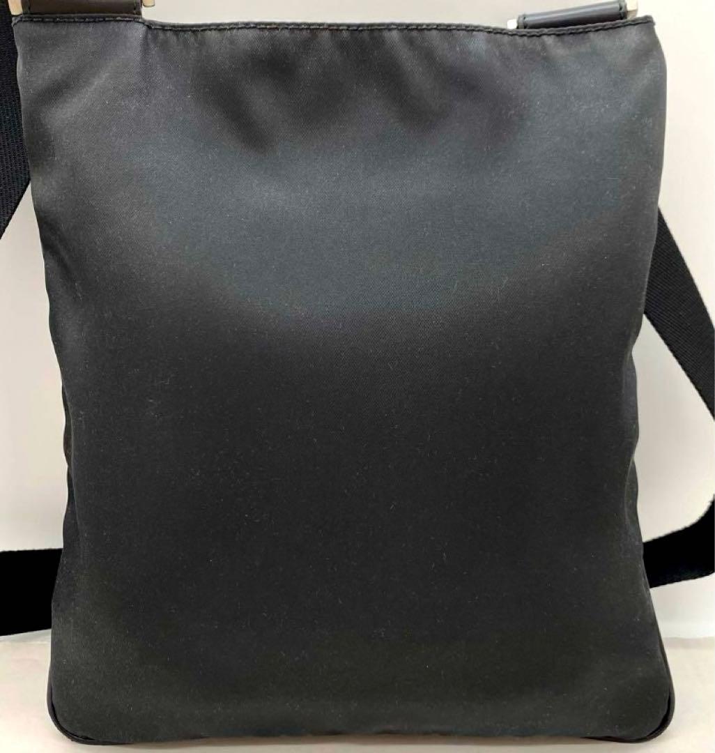 美品 Salvatore Ferragamoショルダーバッグ クロスボディバック