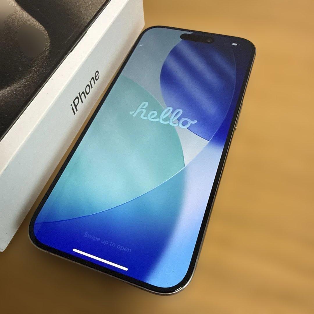 【美品】iPhone 15 Pro ナチュラルチタニウム128GB SIMフリー