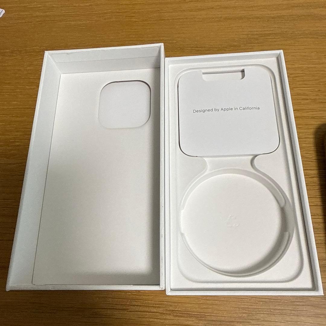【美品】iPhone 15 Pro ナチュラルチタニウム128GB SIMフリー