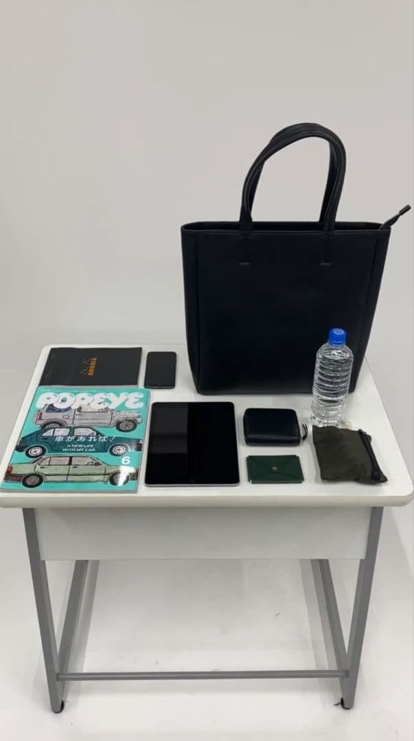 【未使用級】SHIPS スマート レザー ヴァーティカル トートバッグ