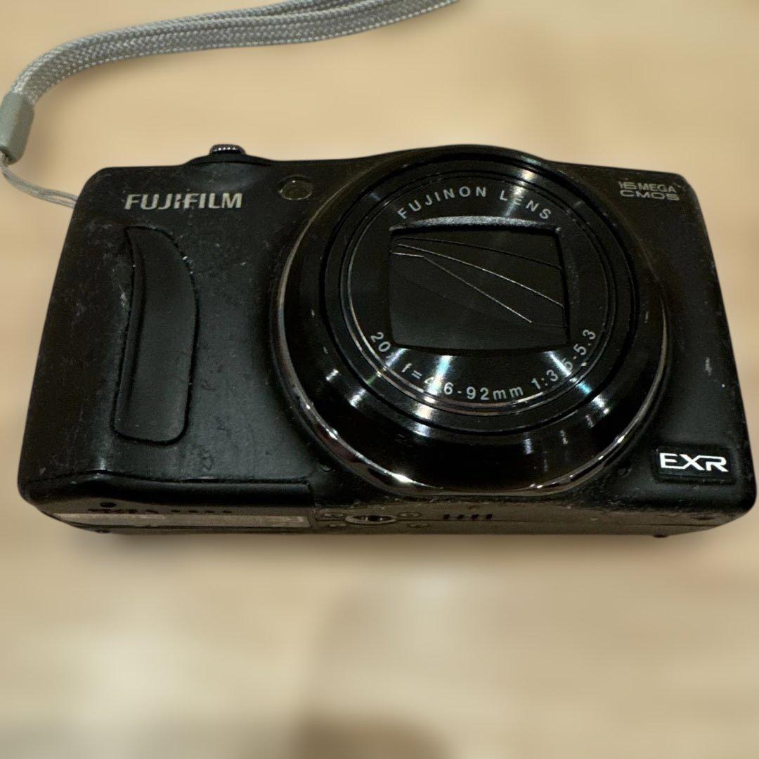 FUJIFILM finepix F770EXR コンパクトカメラ コンデジ