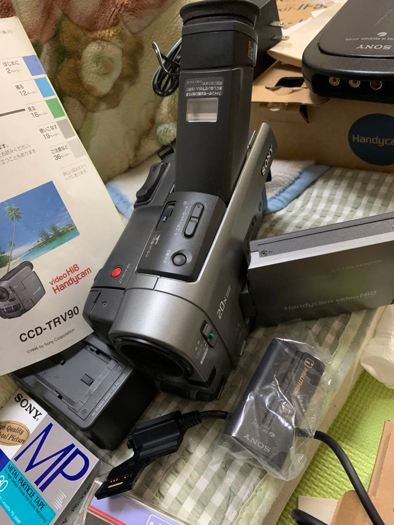 限界最終価格⭐️SONY 8mmビデオカメラ CCD-TRV90/未開封テープ3本