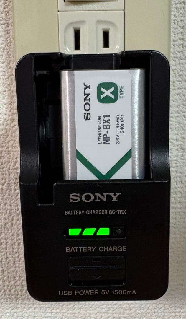 【中古良品】Sony サイバーショット DSC-RX100M3 チャージャーなど