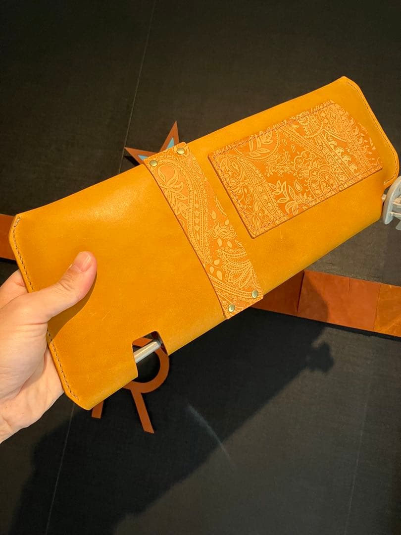 【mow】ジムニーJB64/JB74用レザー用品2点