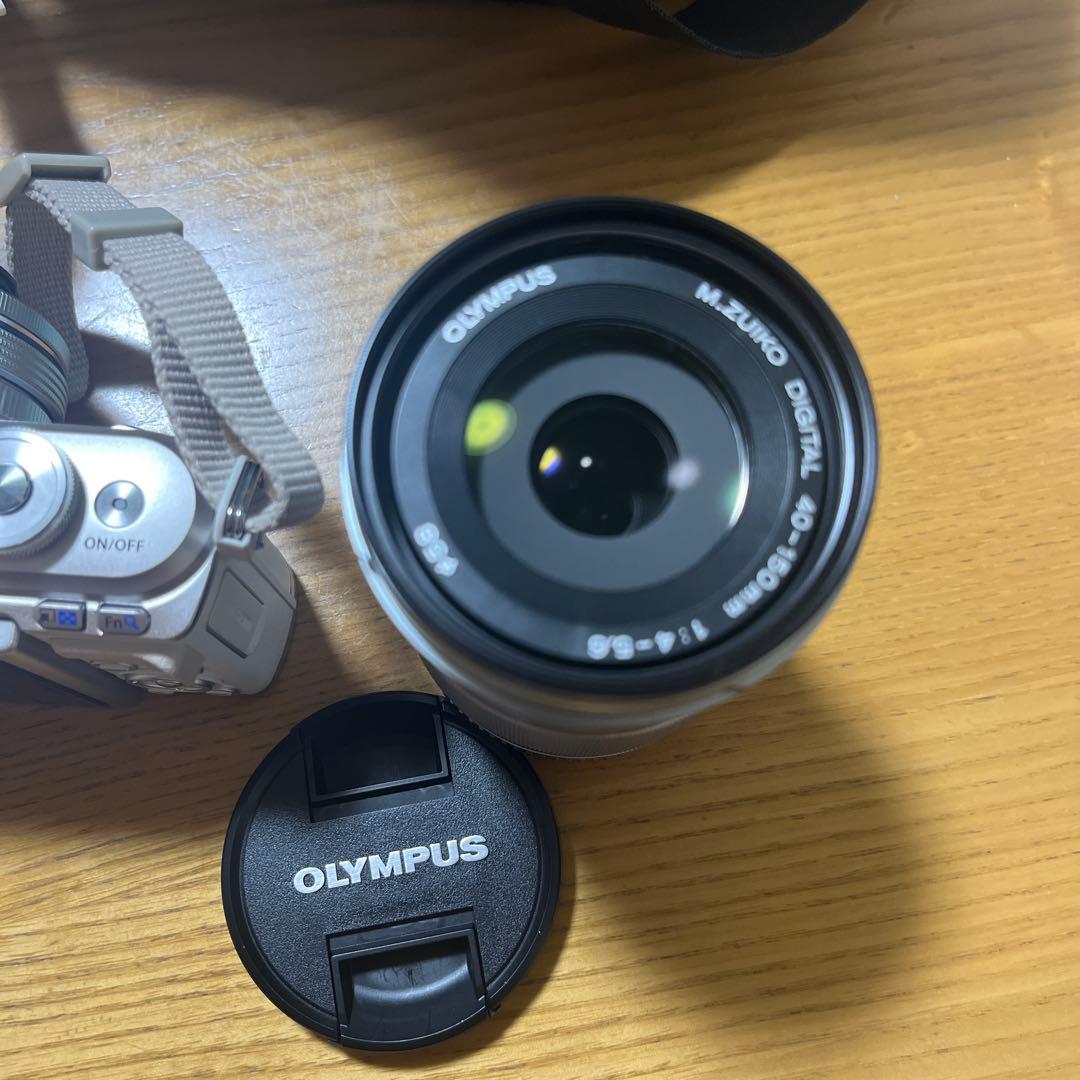 【未使用に近い箱あり】Olympus Pen E-PL9 レンズ２本
