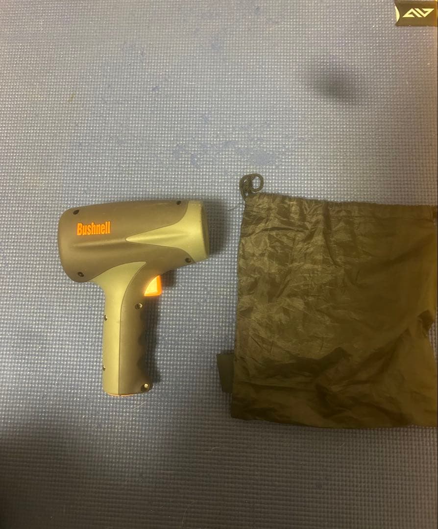 Bushnell Velocity スピードガン 収納袋付き