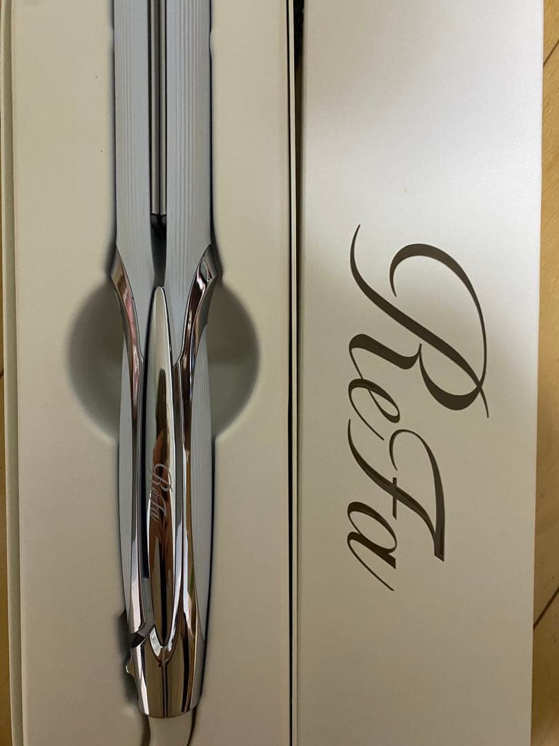 REFA ヘアアイロン　空箱、証明書付き