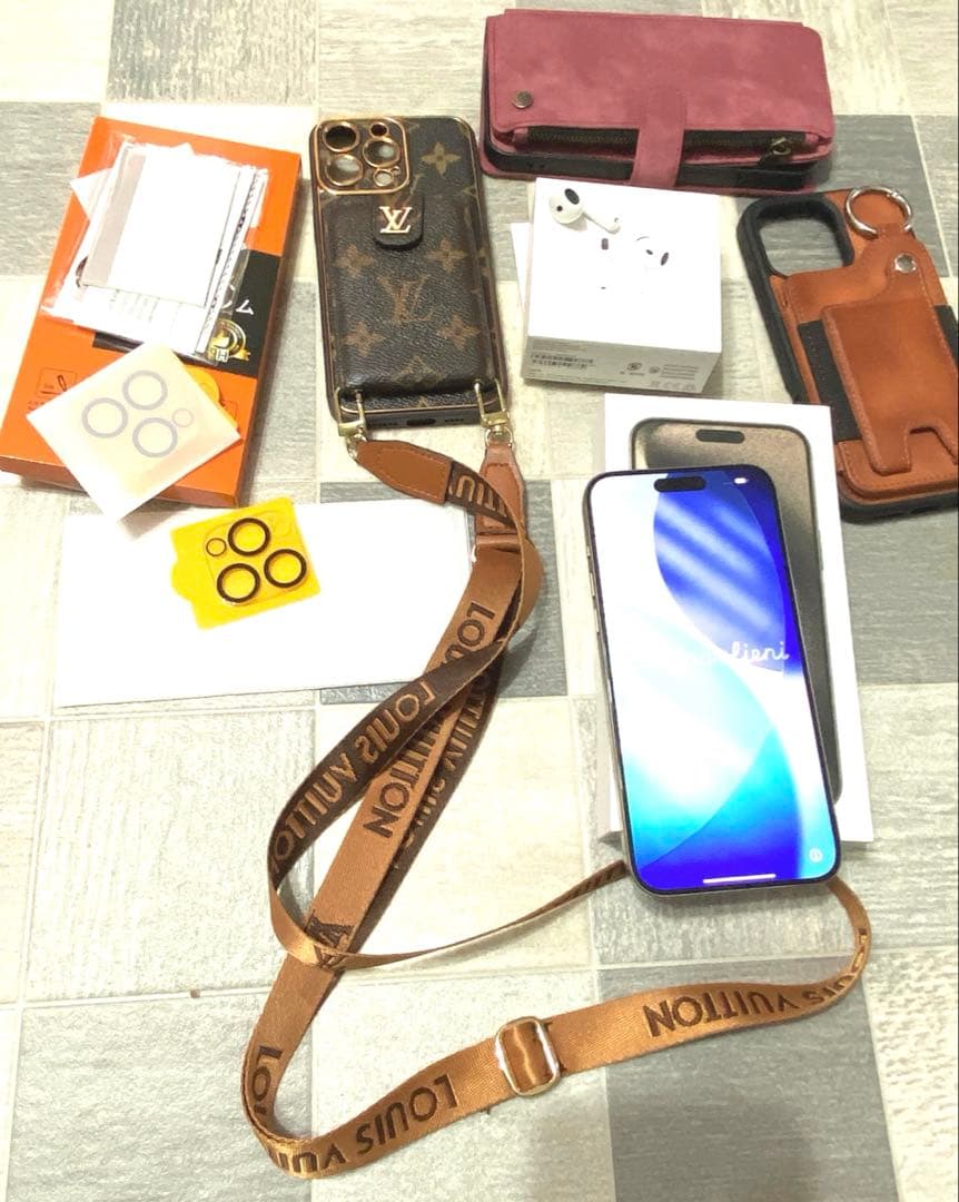 iPhone 15ProMax 512GB おまけケースつき