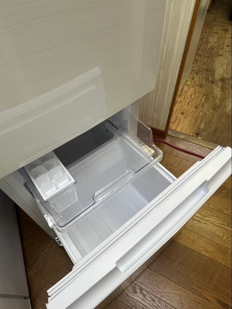 2022年 SHARP どっちもドア 179L SJ-D18H-W 冷蔵庫