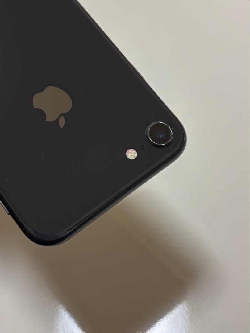 iPhone8 64GB SIMフリー iFaceケース付き