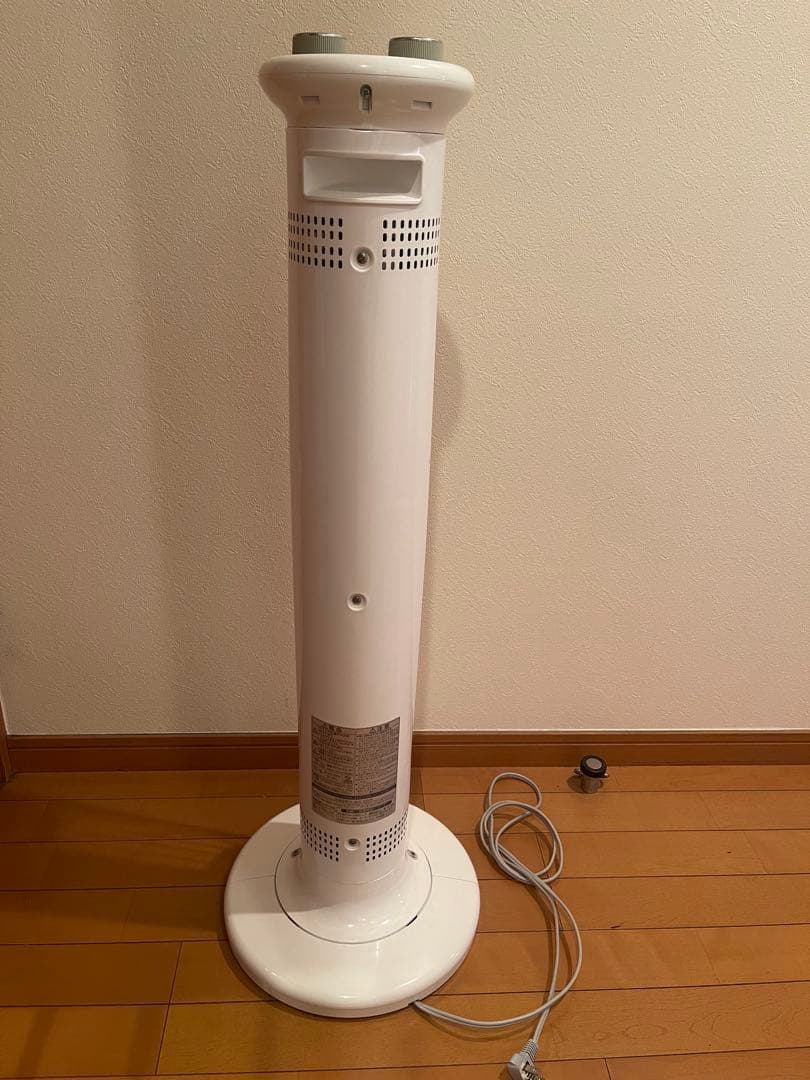 Aladdin 遠赤グラファイトヒーター　CAH-1G9Bホワイト 2021年製