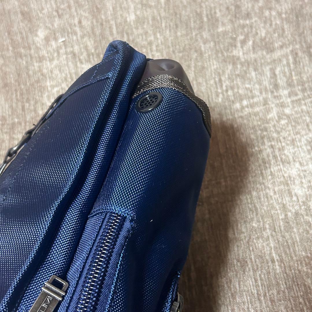 未使用　タグ付き　TUMI ALPHA BRAVO モントレー　ボディバッグ