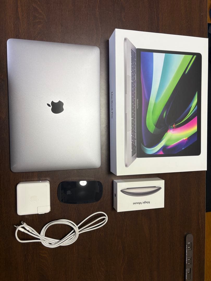 【箱、Masic Mouse付】MacBook Pro M1 13インチ