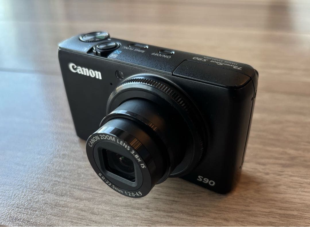 【美品】キヤノンPowerShot S90 コンパクトデジタルカメラ