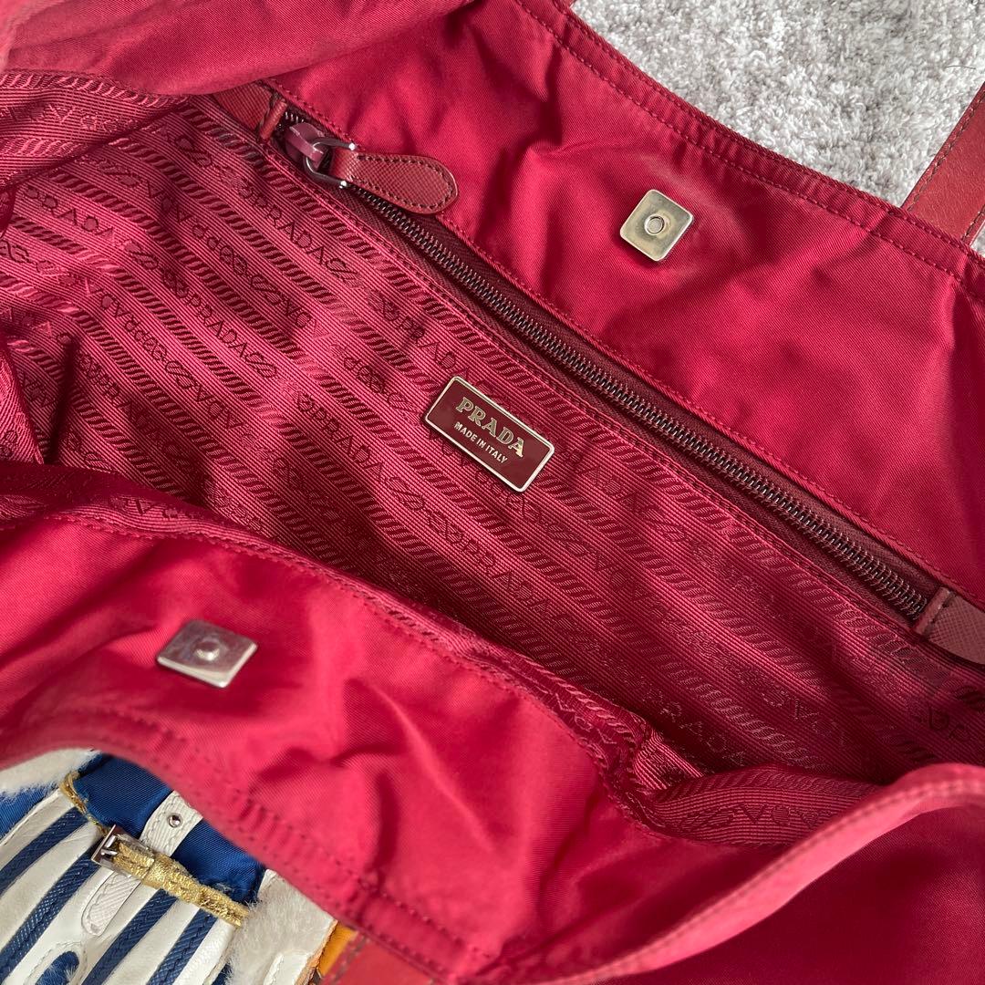 プラダ　PRADA トートバッグ　レッド