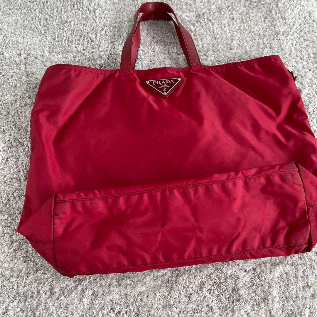プラダ　PRADA トートバッグ　レッド