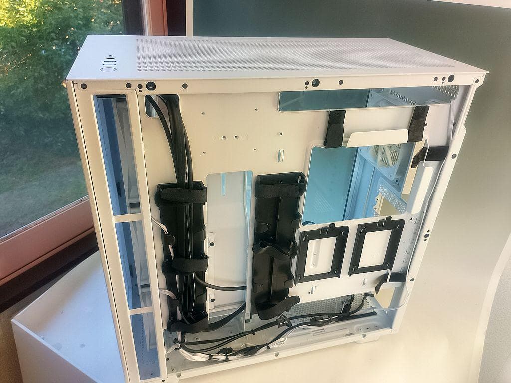 NZXT H7 White PCケース