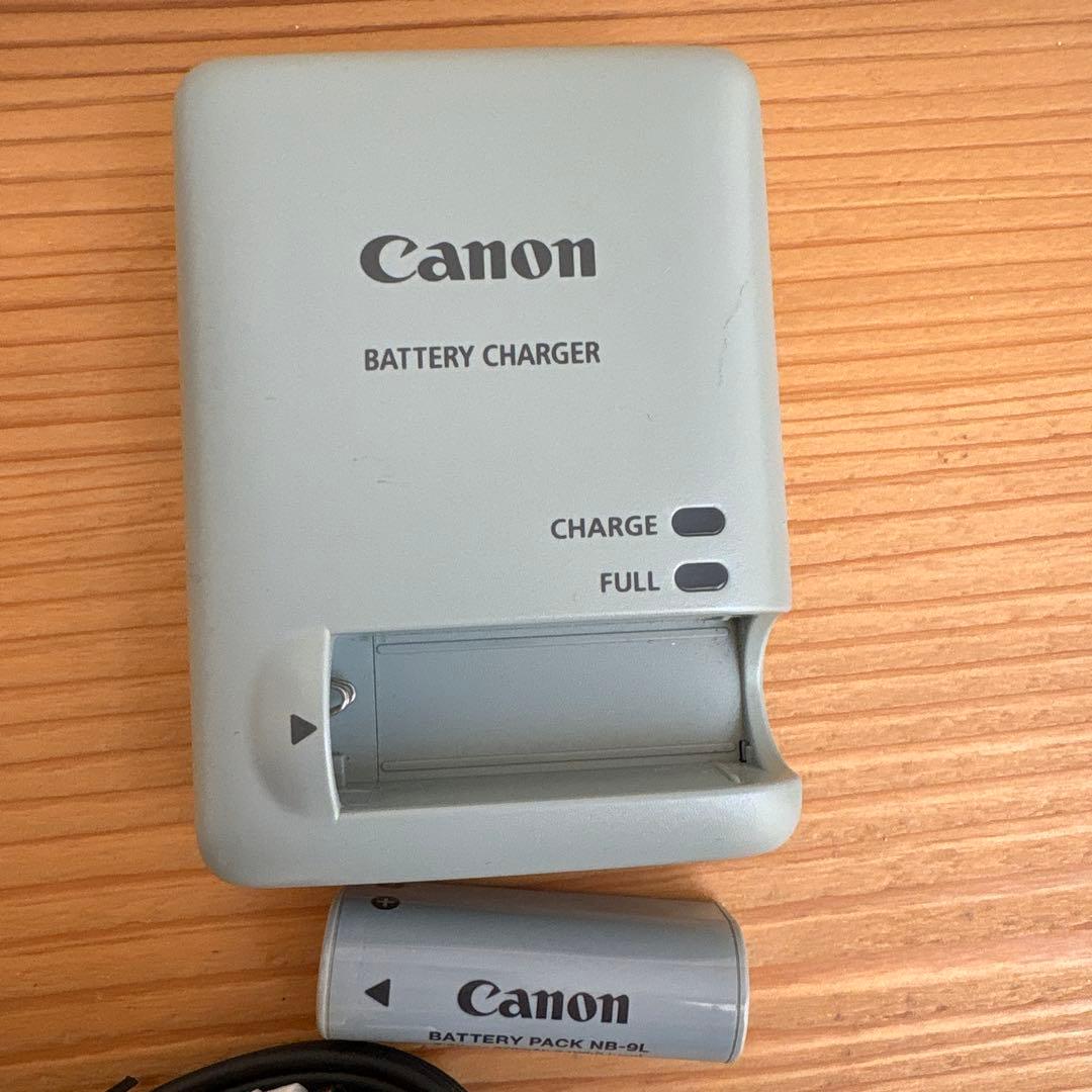 デジタルカメラ Canon IXY 50S シルバー