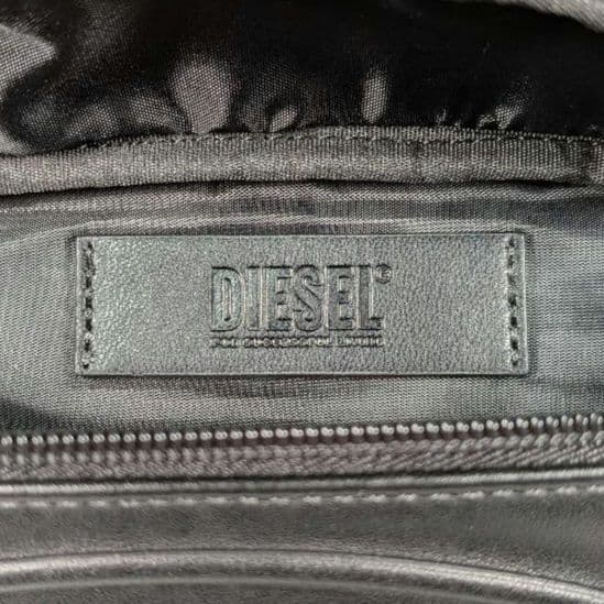 DIESEL ディーゼル エンボスDロゴ ウエストバッグ ボディバッグ 黒