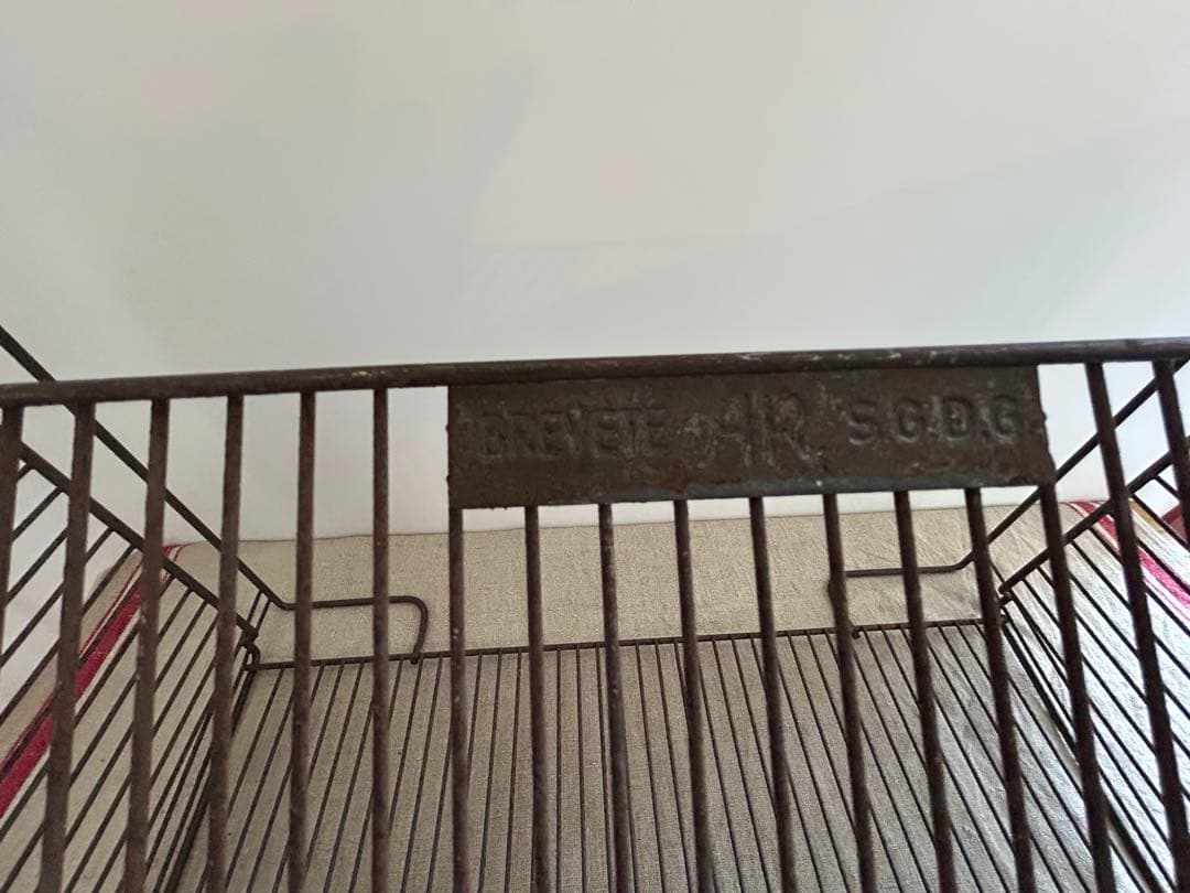 フランスアンティーク　アイアンキッチンバスケット2段