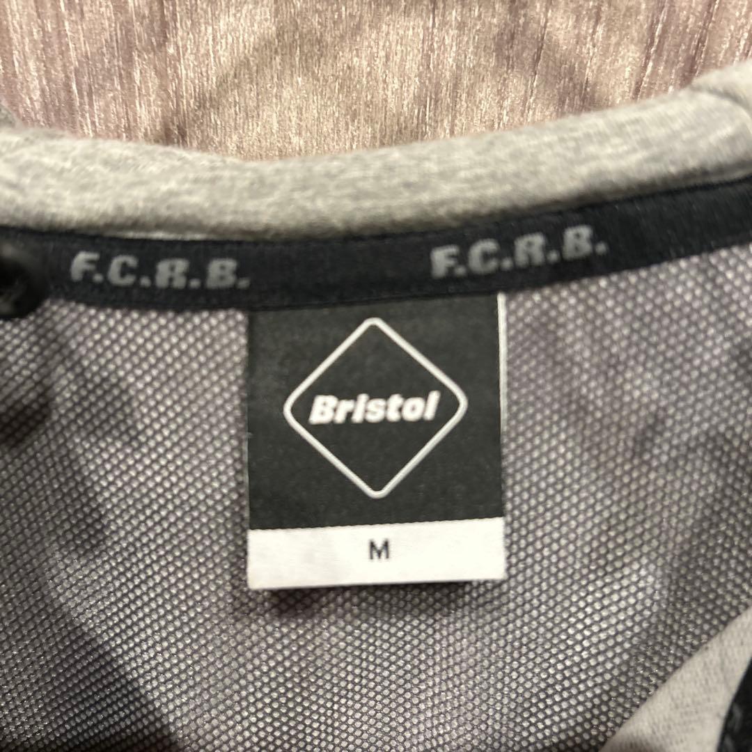 【美品】F.C. Real Bristol高級フルジップパーカー 刺繍ロゴ 古着