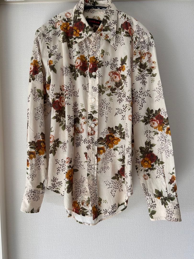 キャバン　花柄　シャツ