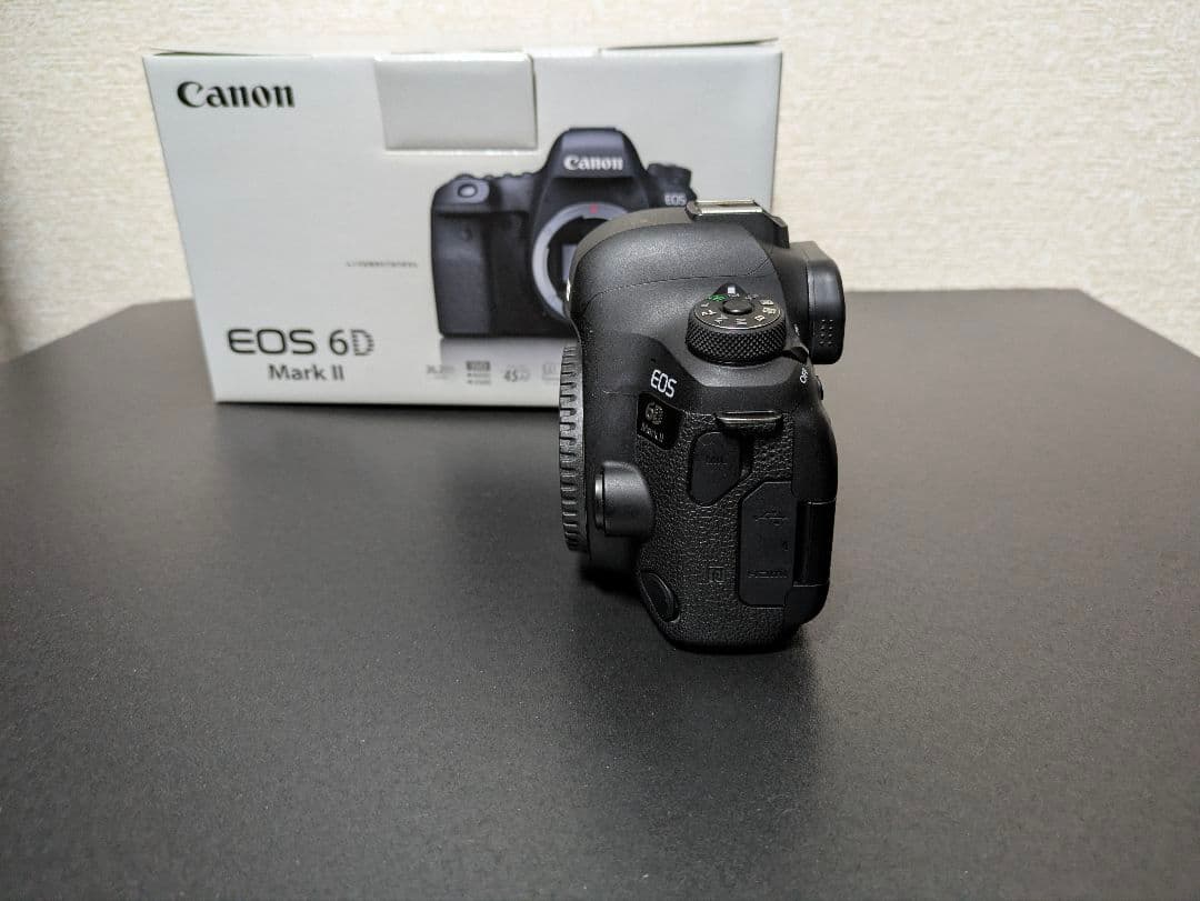 Canon EOS 6D Mark II 本体 美品／付属品完備／動作良好